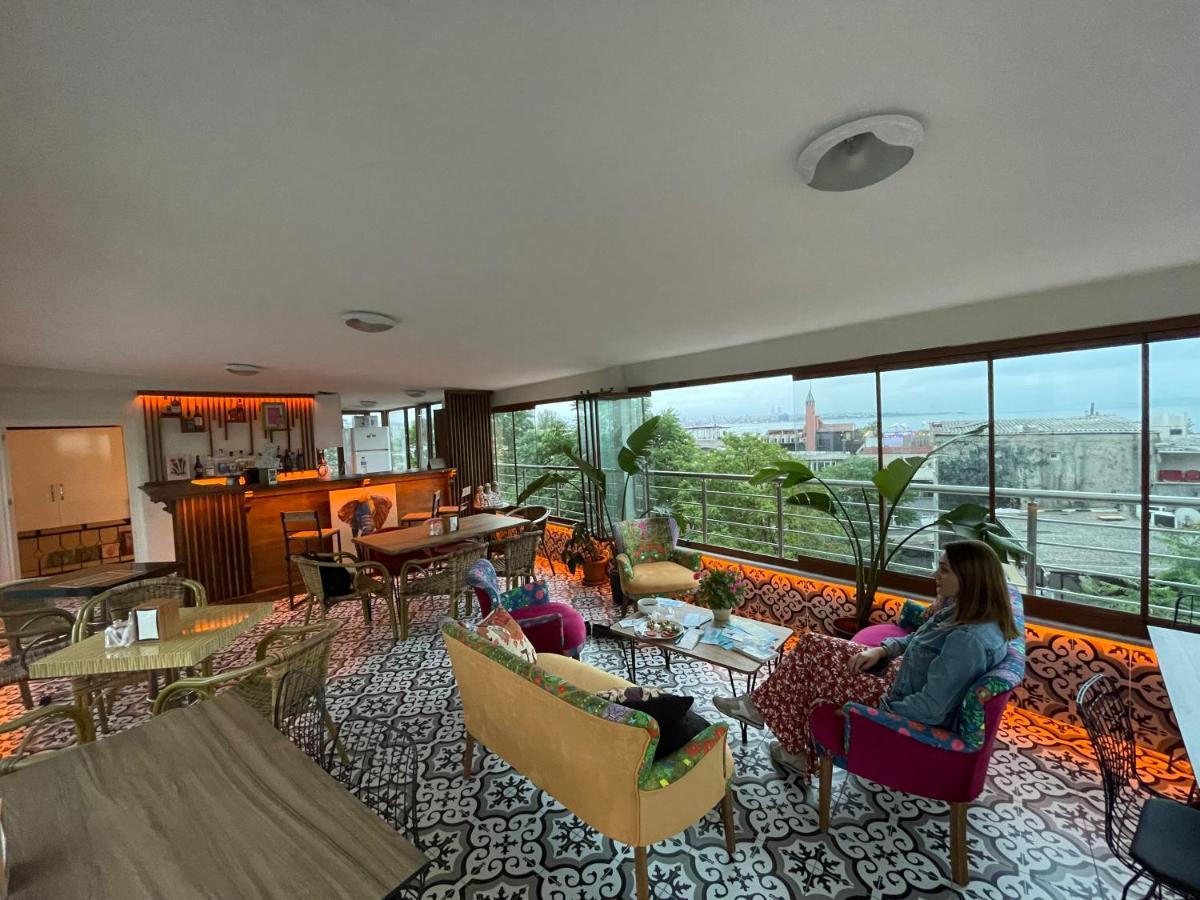 The Local Hostel & Guesthouse Istanbul Ngoại thất bức ảnh